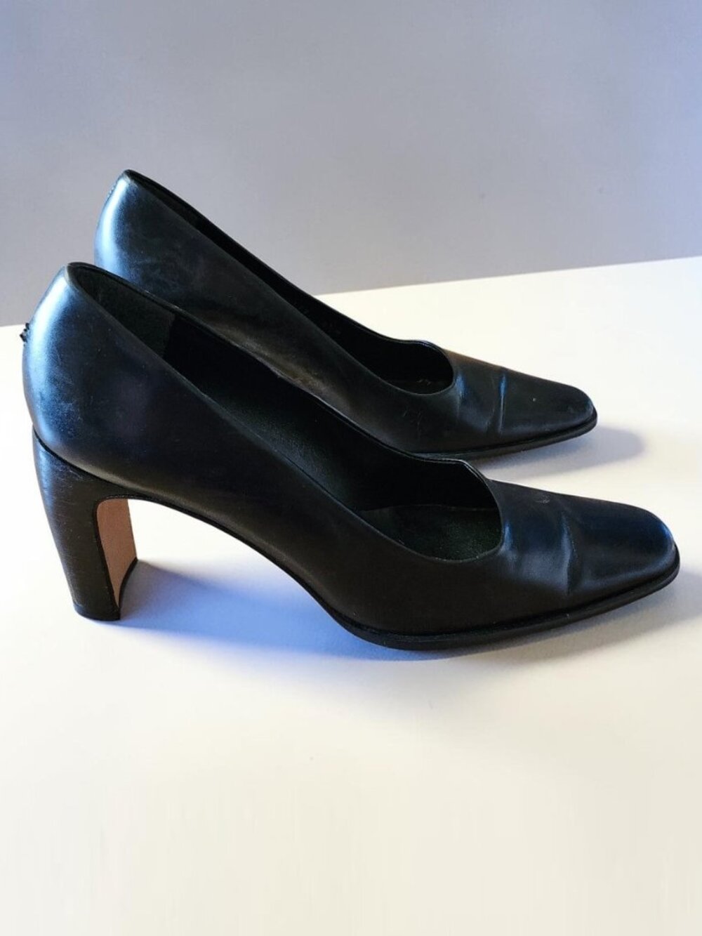 Town Shoes Black Leather Heels Block Spanish Made Size 8.5